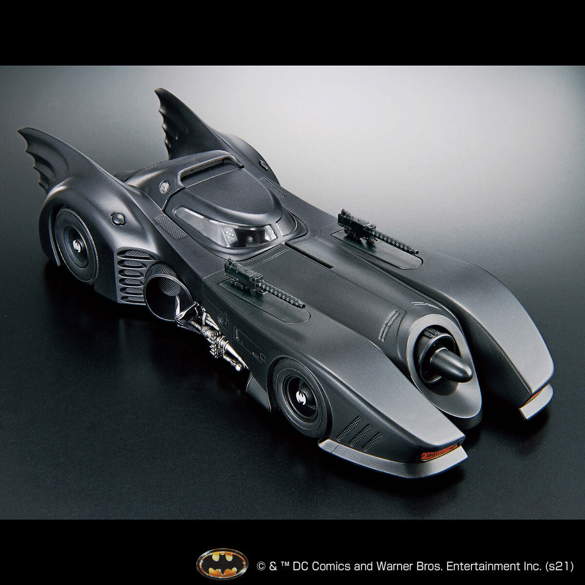 1/35 SCALE Batmobile (Batman 1989 Ver.)