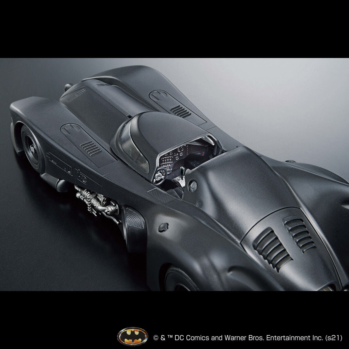 1/35 SCALE Batmobile (Batman 1989 Ver.)