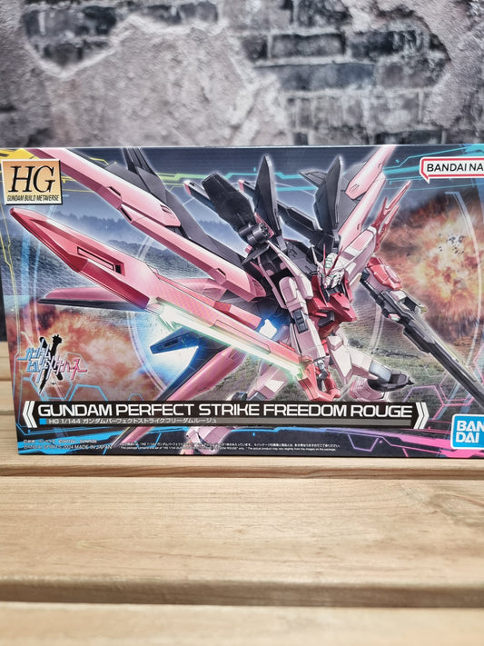 HG 1/144 Gundam Perfect Strike Freedom Rouge - Damaged Box (9)