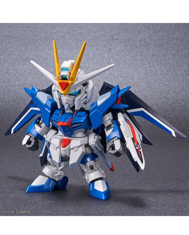 SD Gundam EX Standard Rising Freedom Gundam