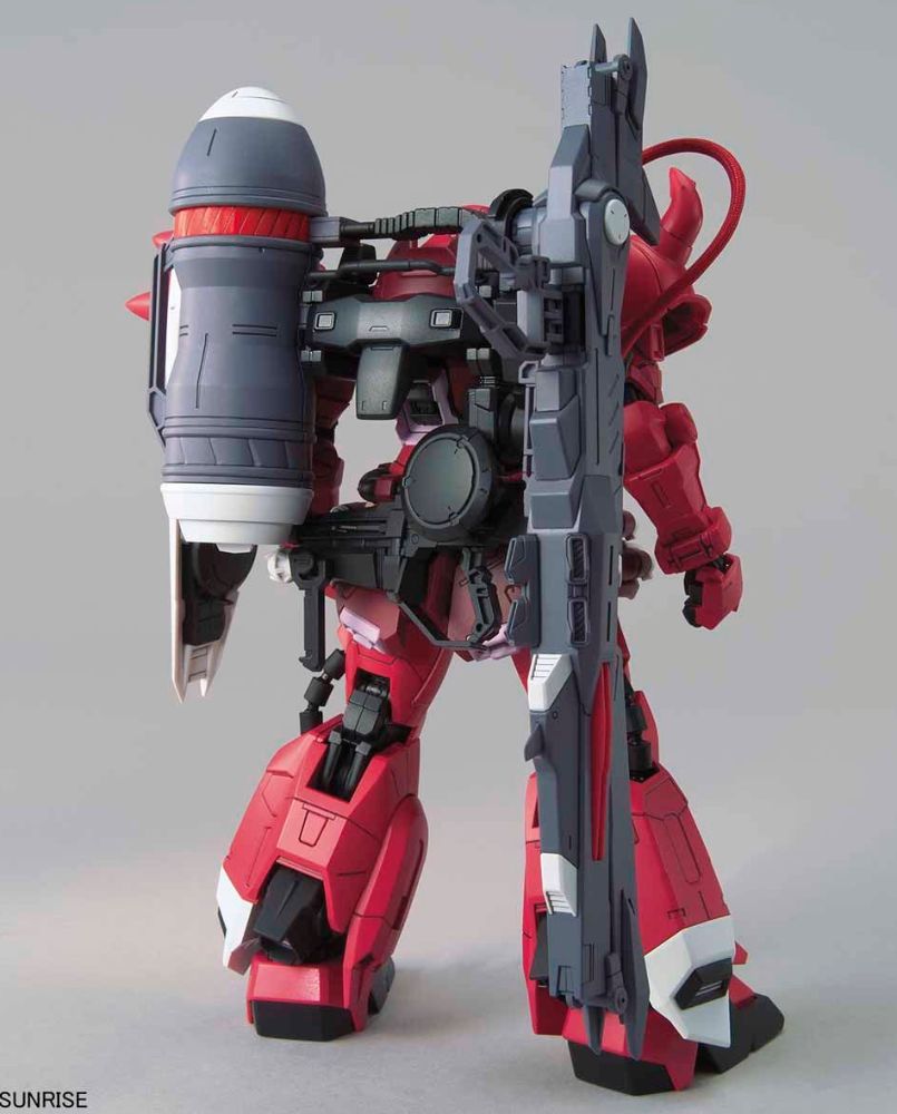 MG 1/100 Gunner Zaku Warrior (Lunamaria Hawk exclusive machine)