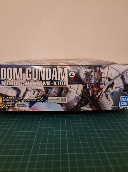 MG 1/100 Freedom Gundam Ver.2.0 - Damaged Box (2)